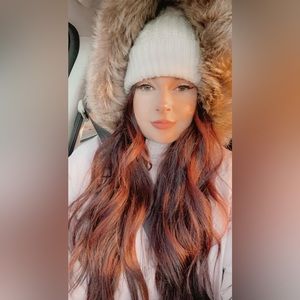 Meet your Posher, Marishka